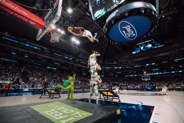 Dunking Devils